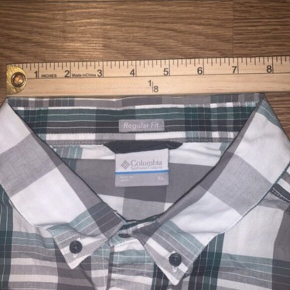 Columbia Mens Grey White Green Plaid Button Up Short Sleeve Shirt XL Regular Fit - Picture 6 of 7